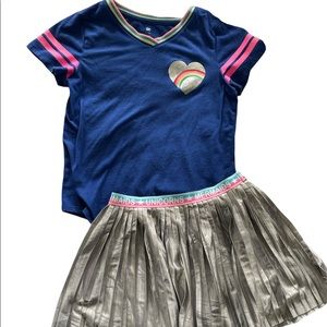 Girl size 8 T-shirt and matching skirt